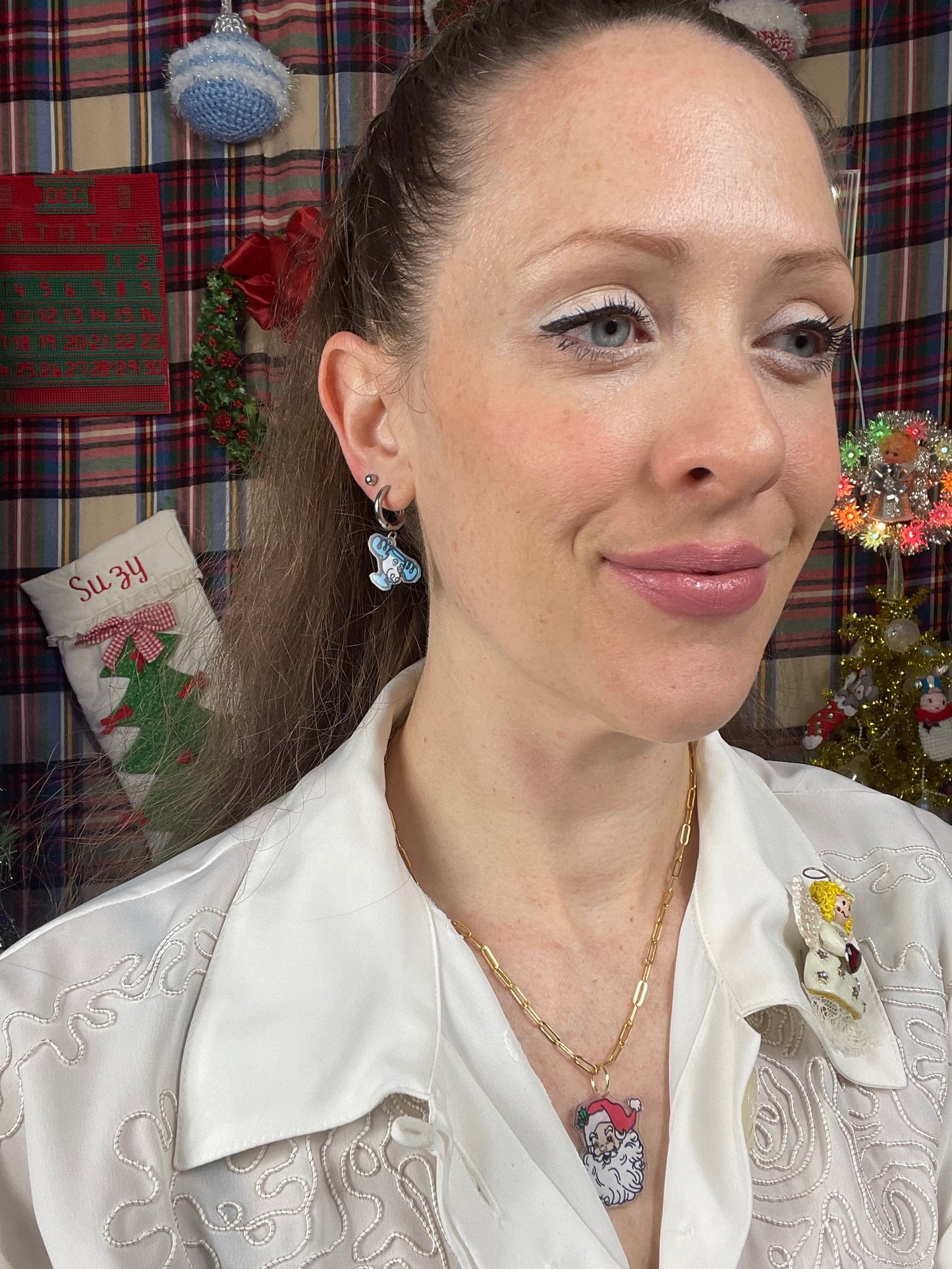 Christmas Vacation Moose Mug earrings