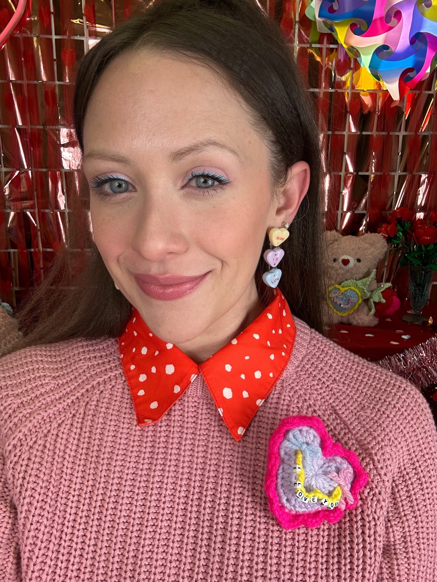 Conversation Heart Earrings - Jesus luvz u