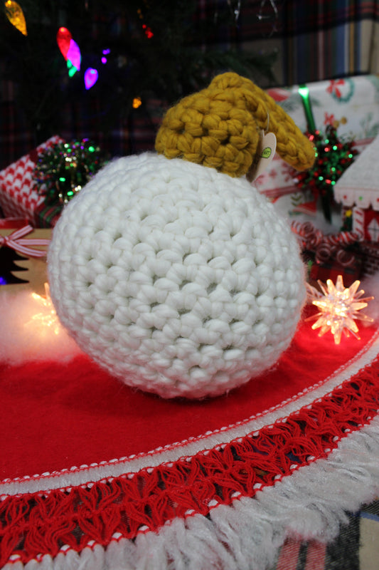 Oversized Wool Ornament - White (Large)