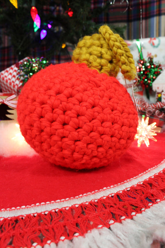 Oversized Wool Ornament - Red (large)